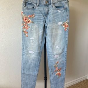 White House Black Market Girlfriend Light Wash Floral Jeans